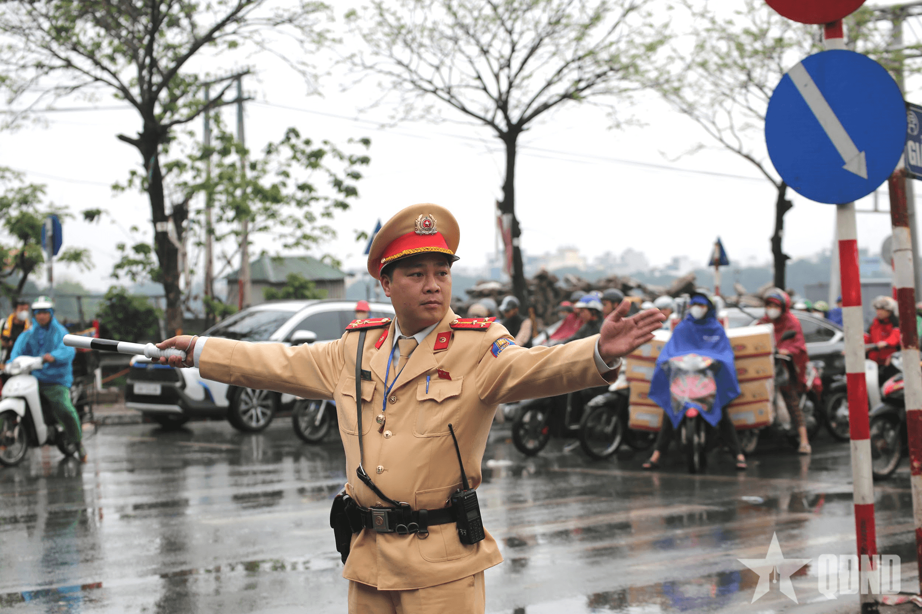Giao thông Hà Nội ngày cuối kỳ nghỉ Tết: Cửa ngõ tăng lưu lượng, nội thành thông thoáng
