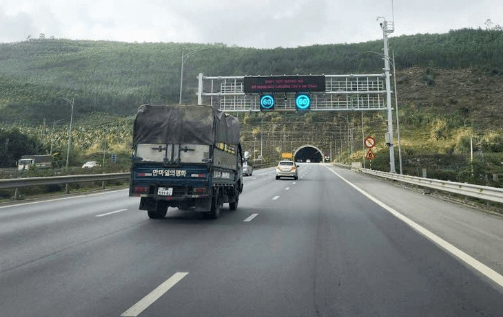 Bộ Xây dựng thống nhất mức thu phí 5 tuyến cao tốc Bắc - Nam phía Đông