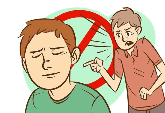 Phê bình việc, không phê bình người