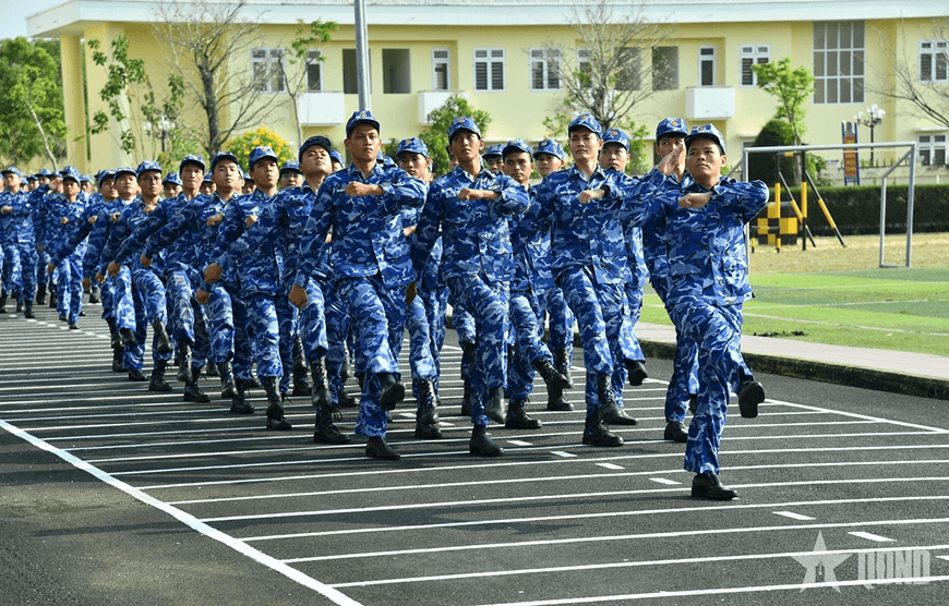 Vùng Cảnh sát biển 4: Tập huấn những vấn đề nảy sinh từ thực tiễn trên biển