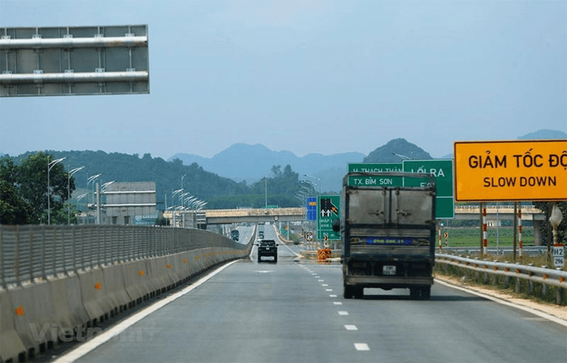 Từ 22 giờ ngày 2-3: Bắt đầu thu phí 5 tuyến cao tốc Bắc-Nam do Nhà nước đầu tư