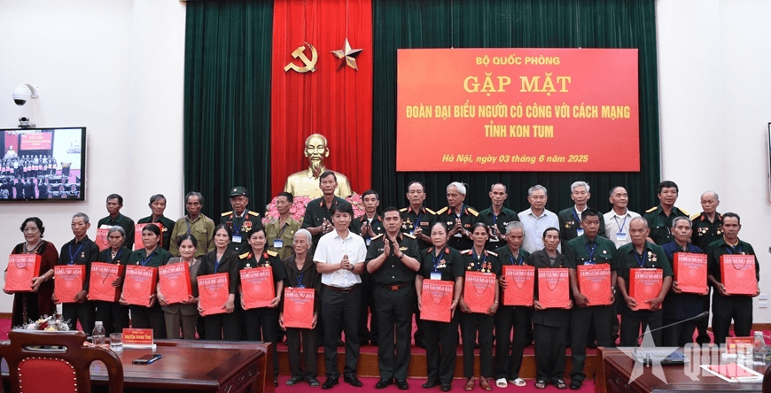 Quy định trợ cấp hằng tháng với quân nhân phục viên, xuất ngũ, thôi việc