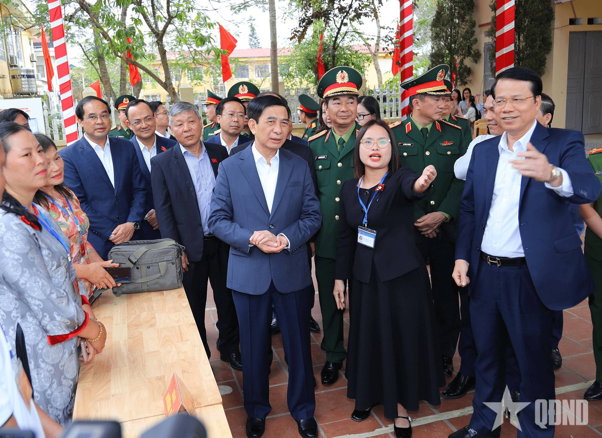 Đại tướng Phan Văn Giang kiểm tra công tác chuẩn bị bầu cử tại tỉnh Thái Nguyên