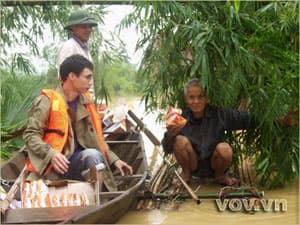 MỘT MIẾNG KHI ĐÓI...