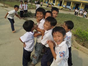“BA ĐỦ” VÀ HƠN THẾ
