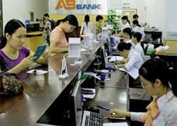 ĐÚNG LUẬT VÀ LÁCH LUẬT