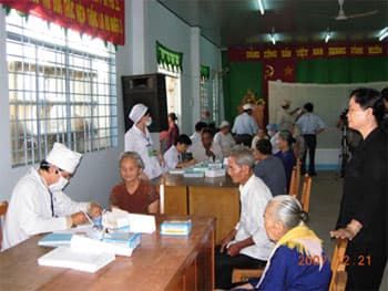 BÁC SĨ VỀ LÀM VIỆC TẠI XÃ, PHƯỜNG