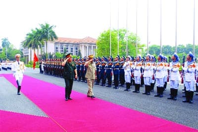 Bác dạy: "Trống năng rèn, kèn năng thổi"