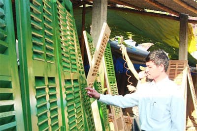 Khi trưởng bản mở… công ty