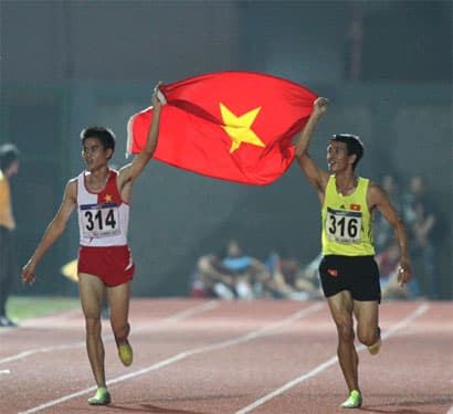 TINH THẦN VIỆT