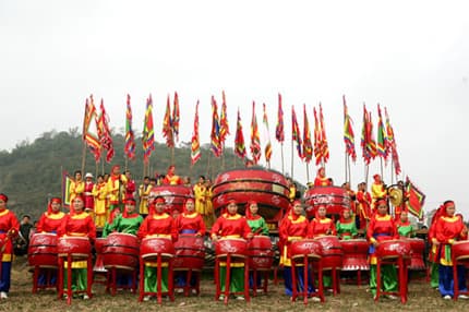 VUN GIỮ VĂN HÓA LỄ HỘI
