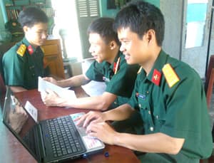 CHĂM LO CHIẾN SĨ TỪ VIỆC NHỎ NHẤT