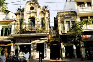 ĐỂ PHỐ CỔ HẾT THÀNH PHỐ "KHỔ"