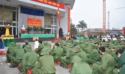 VÀO “TRƯỜNG HỌC LỚN”
