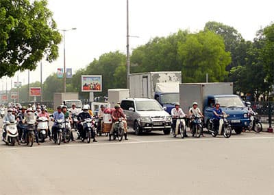 30 NGƯỜI VÀ 30 GIÂY