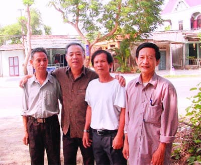 Tổ cứu nạn giao thông tự nguyện