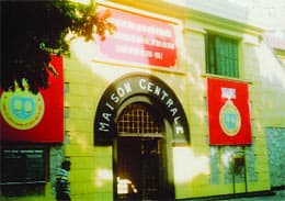 Bác Hồ thăm nhà pha Hỏa Lò