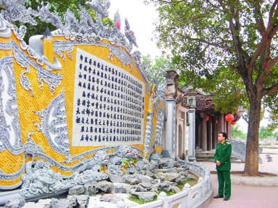 Tìm vóc dáng Đền Đô từ... Viễn Đông Bác Cổ!