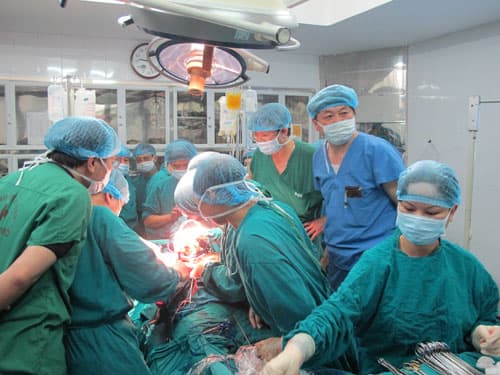 TỰ HÀO THẦY THUỐC QUÂN ĐỘI
