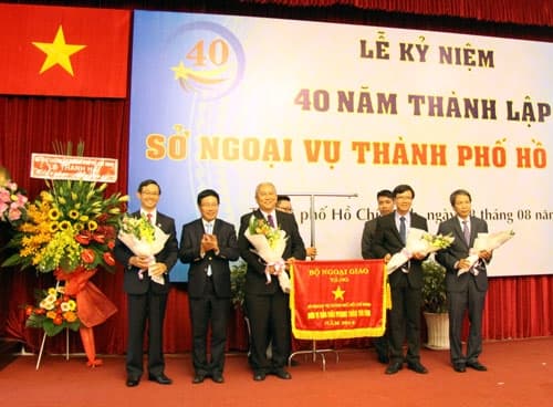 Thu hút các nguồn lực, đóng góp cho sự phát triển của TP Hồ Chí Minh