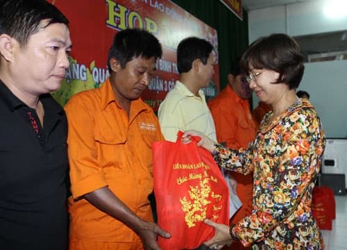 Chăm lo Tết cho gần 400.000 người lao động có hoàn cảnh khó khăn