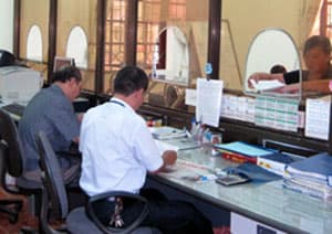 LÀM TRONG SẠCH BỘ MÁY NHÀ NƯỚC