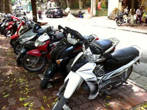 "ĐÁNH TRỐNG BỎ DÙI”