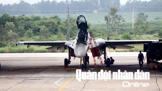 Chuẩn bị kỹ thuật cho máy bay hiện đại SU-30MK2