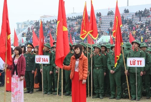 CHUẨN BỊ TỐT CHO "NGÀY HỘI TÒNG QUÂN"