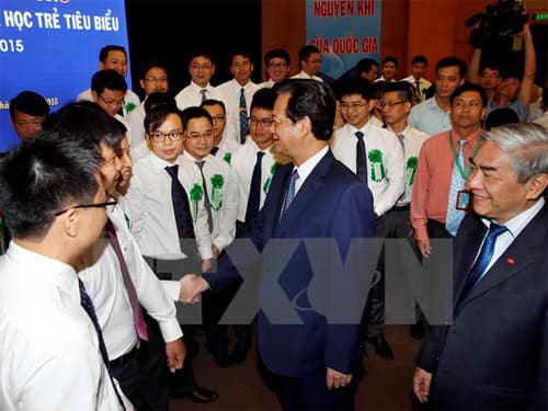 HỖ TRỢ CÁC NHÀ KHOA HỌC TRẺ