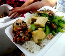 MỞ LÒNG CHỨ ĐỪNG THẮT LẠI!