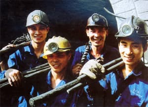 “LỖ HỔNG” CÔNG ĐOÀN