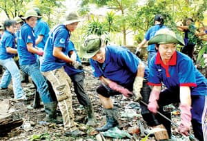THANH NIÊN TÌNH NGUYỆN – MÔI TRƯỜNG VỪA HỌC, VỪA LÀM