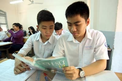 YÊU NƯỚC THÌ PHẢI HIỂU NƯỚC