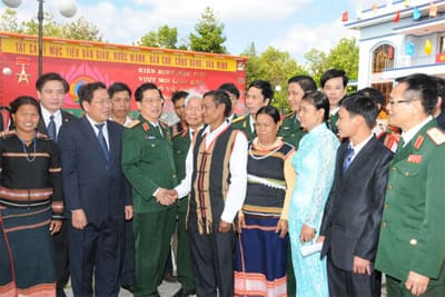 QUÂN ĐỘI THAM GIA XÂY DỰNG CƠ SỞ Ở TÂY NGUYÊN