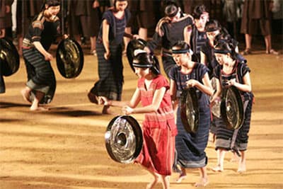 MỖI NGƯỜI DÂN LÀ MỘT “ĐẠI SỨ VĂN HÓA”