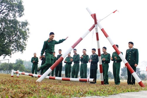 Sắc Xuân ở đơn vị xe tăng