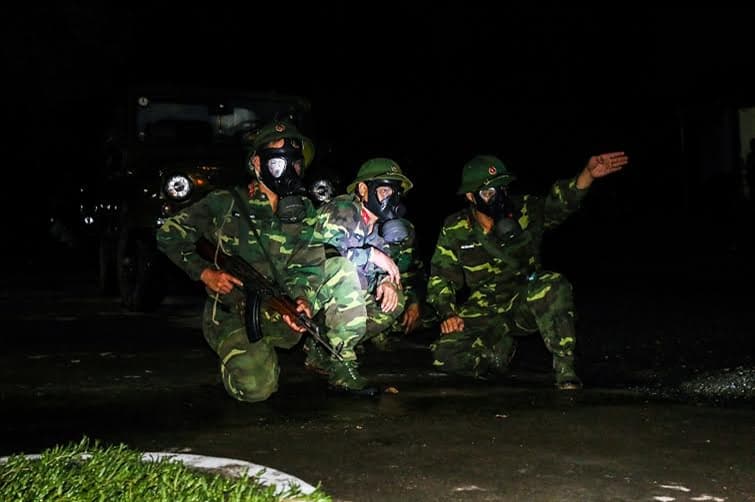 Xử lý tình huống hóa học trong diễn tập