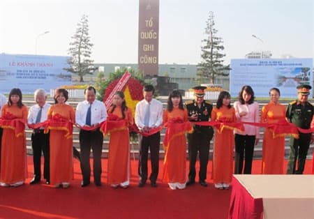 Khánh thành công trình bia tưởng niệm liệt sĩ cầu Rạch Chiếc