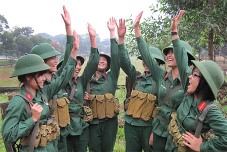 Nữ binh nhì của mẹ…
